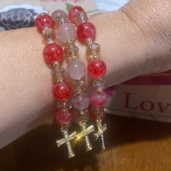 You pick ONE: I have 4 colors Beaded Bracelet with Gold Cross Charm. Pick one - Picture 9 of 12